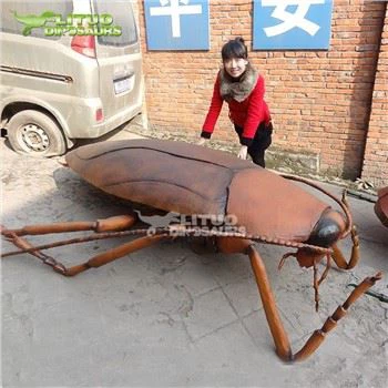 Animatronics šváb
