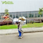Punkový kostým dinosaura
