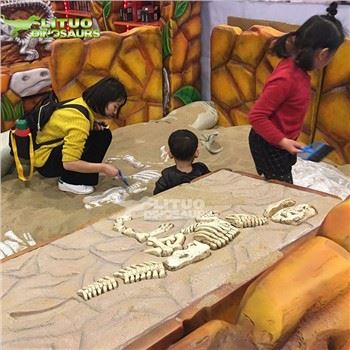 Archeologické nálezisko simulovaného dinosaura